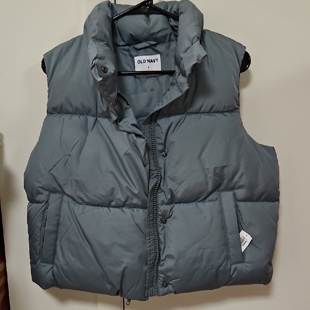 🌟Old Navy Slate Puffer Vest🌟